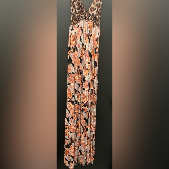 Blu Moon Floral and Cheetah Maxi-Dress… - Picture 7 of 16